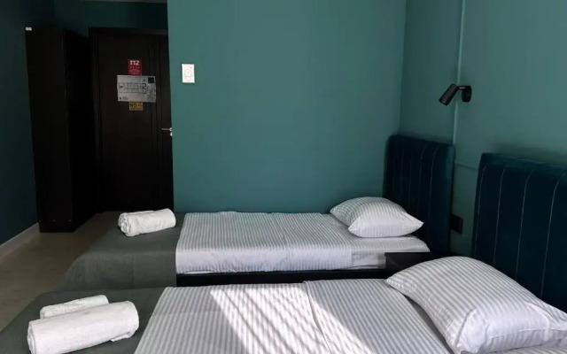 Route Hotel