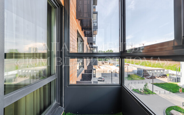 Malakhitovye apartamenty na Lesnoy Flat