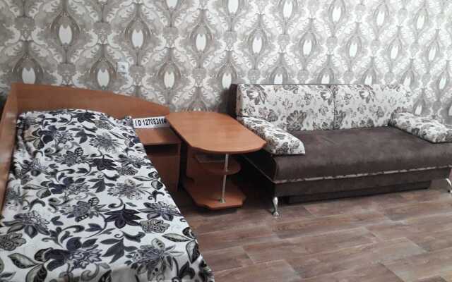 Апартаменты на Московской 12