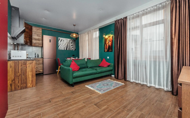 Апартаменты Дизайнерская студия около подъемника