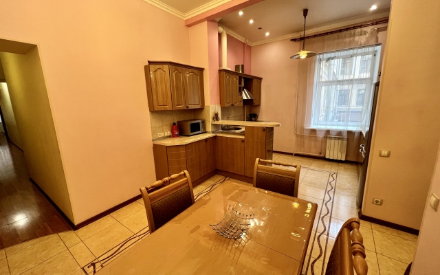 Апартаменты Большая Морская 21 трехкомнатные