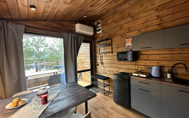 Глэмпинг Мандала Кумба