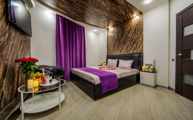 Aleks Na Prospekte Marshala Zhukova Hotel