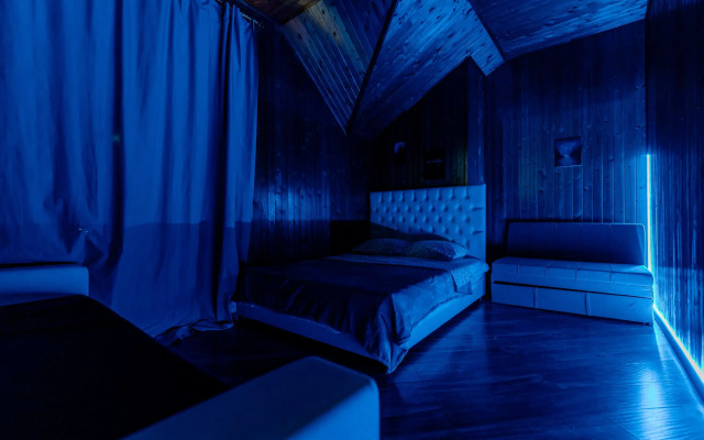 V Beleutovo S Basseynom I Saunoy Private house