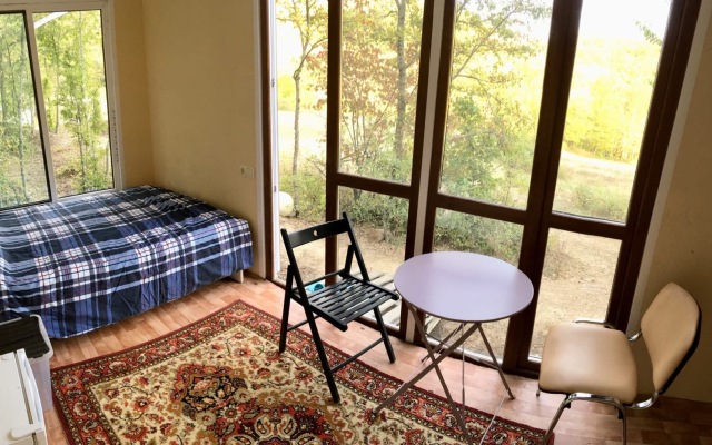 Volshebnyie Polyanyi Camping