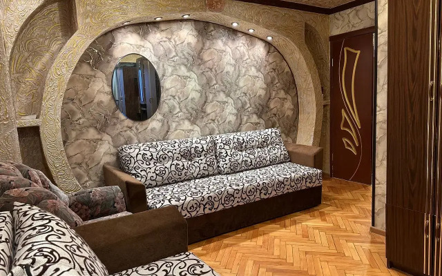 Dvukhkomnatnaya Na M Kurskaya Flat