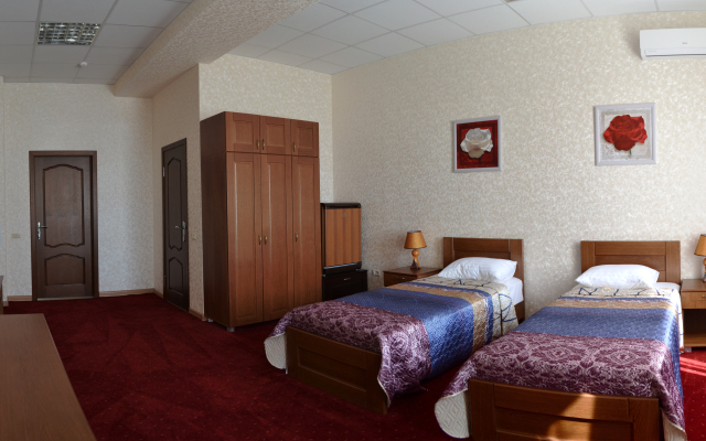 Lazurit Hotel