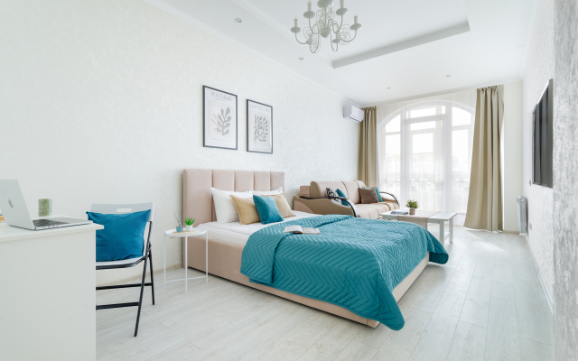 S Prekrasnym Vidom Na Gory Ot Home Group apartments Flat