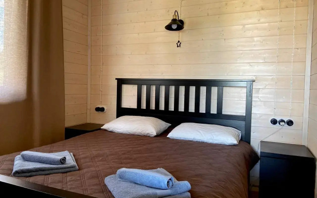 Khizhina U Ozera Guest house