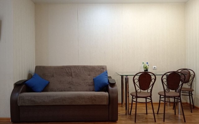 Zeyskaya 285 Flat