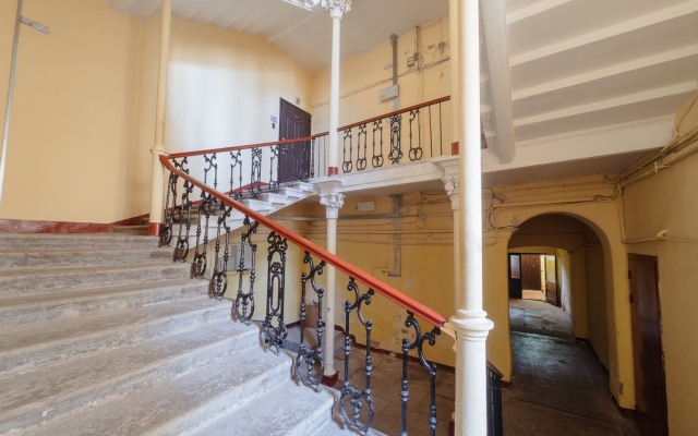 Апартаменты Квартира у Таврического Сада