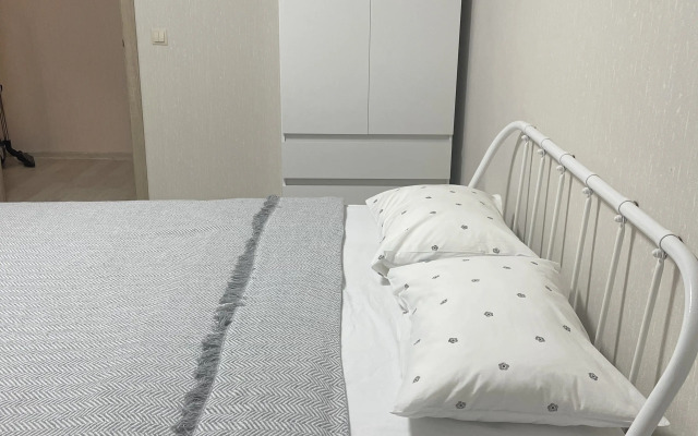 Квартира Уютная 2-комнатная квартира с двумя балконами в центре Завидово