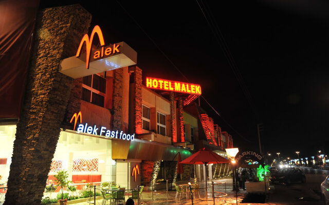 Malek Hotel