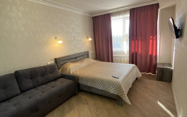 Shikarnaya Dvushka S Prekrasnym Vidom Na Gory Apartments