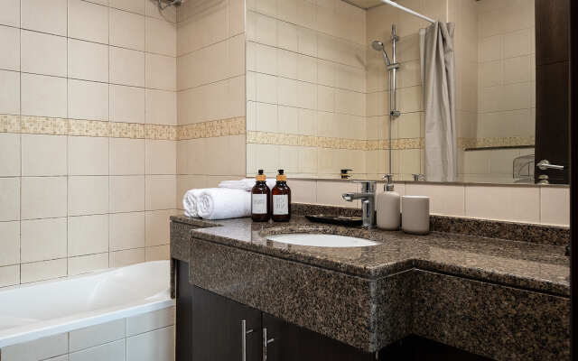 Welcome Home Bay Central Apartments
