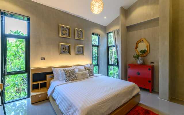 Tropical Paradise Villa with Large Pool Villa