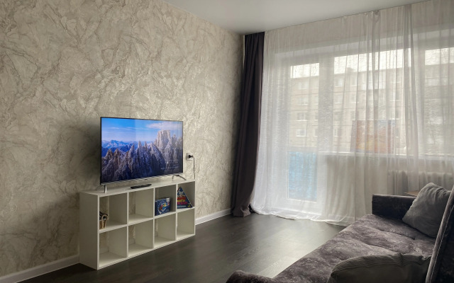 Квартира 2-х комнатная на улице Тимме 8