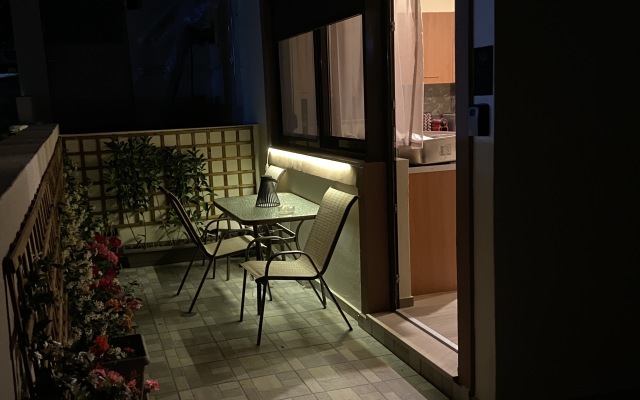 Casa Terra the most quiet hillside area near the airport & beach Apartments