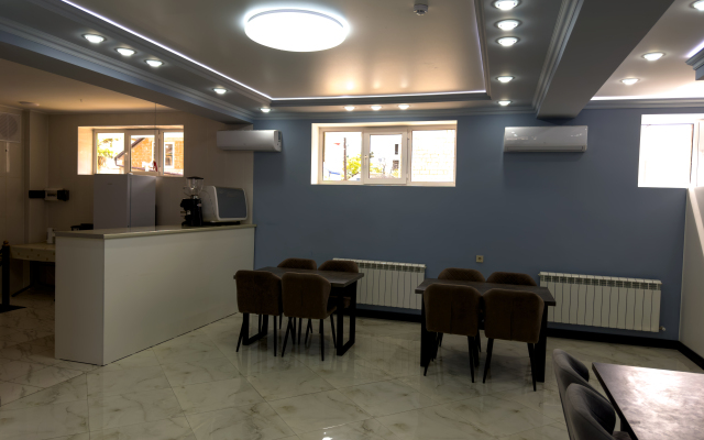 Feniks Hotel