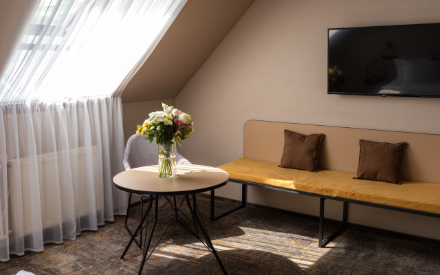 Отель Тесла