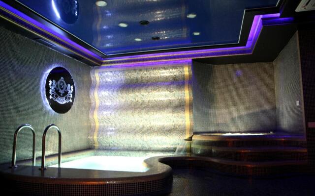 Roma Yerevan & Tours Hotel