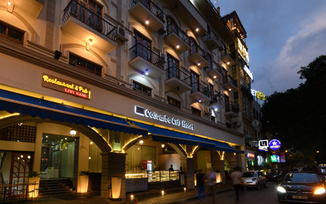 Отель Oak Ray Colombo City