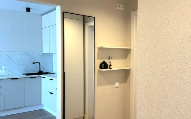 Квартира Стильная Евро 3-комнатная