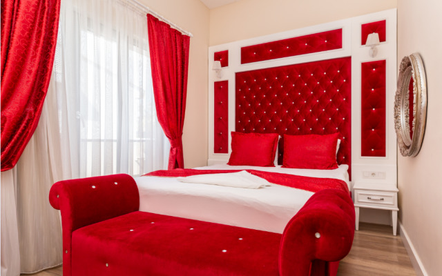 Mic Royal Hotel