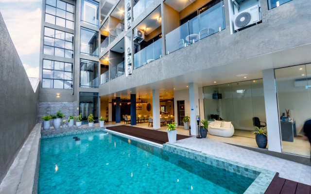 Sky Beach Hotel