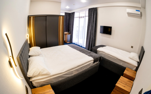 Отель Urban Blis