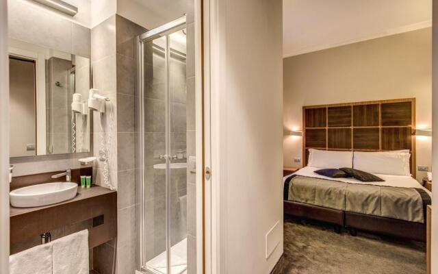 Hotel Trevi