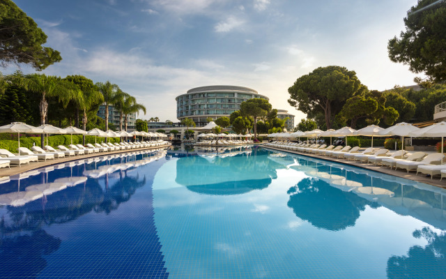 Calista Luxury Resort