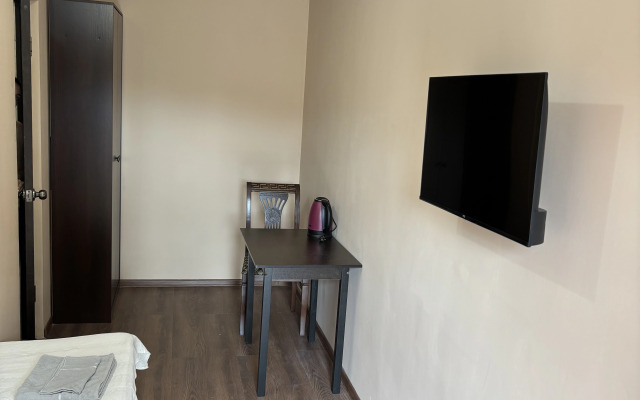 Lakoba 16 Guest House