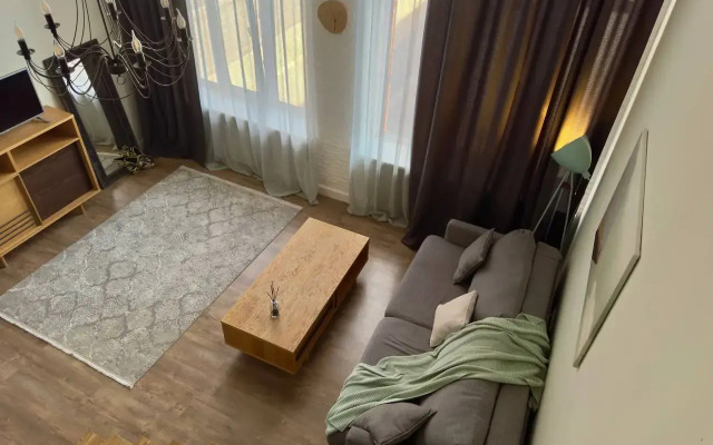 Dvukhyarusnye s yevroremontom Apartments