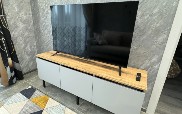 49m2 Na Beregu So Svoyej Terrasoy Flat