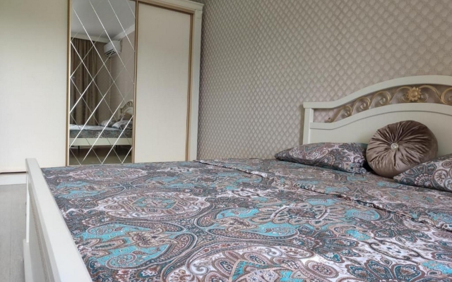 Raidas Lyuks na Pestova 15B Flat