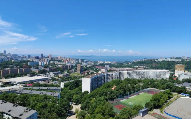 S Panoramnym Vidom na Gorod Flat