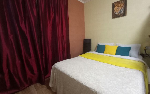 Квартира Live-In-Comfort на Творчества 1к1