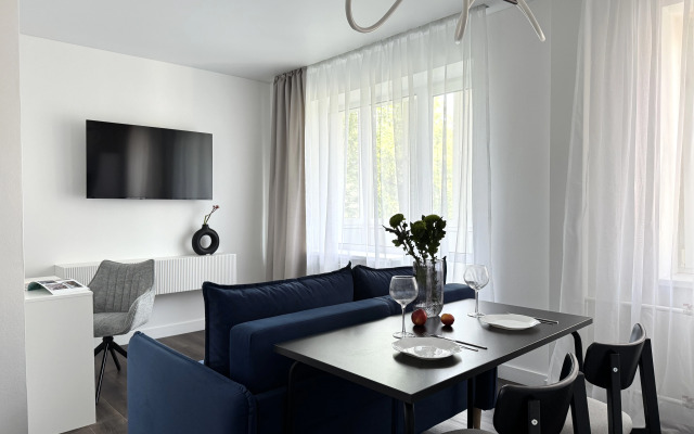U metro Akadem Flat