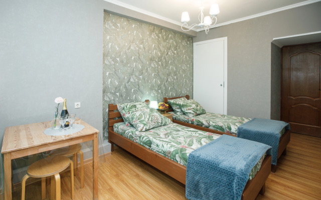 Dvukhkomnatnaya V Pitsunde Apartments