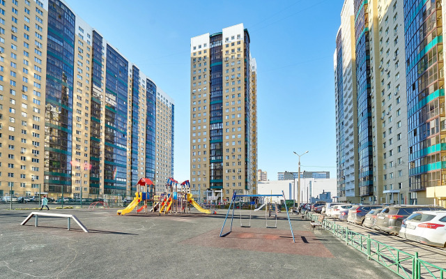 Evrodvushka na 5 chelovek v ZHK Solnechnyj gorod po adresu Nikolaya Ostrovskogo 93/v Flat