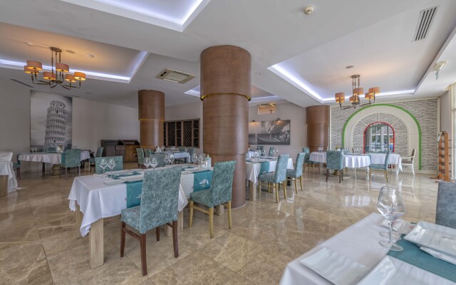 Asteria Family Resort Side Hotel