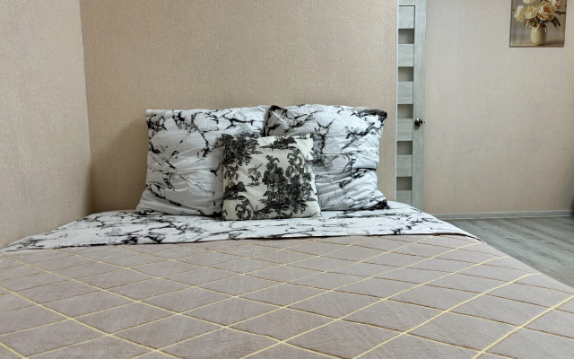 Квартира с Балконом на Теннисной 47/2