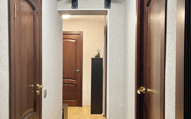 Na Pereulke Dokuchaev 2 Flat