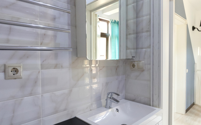 Частный Дом напротив казино с личной парковкой