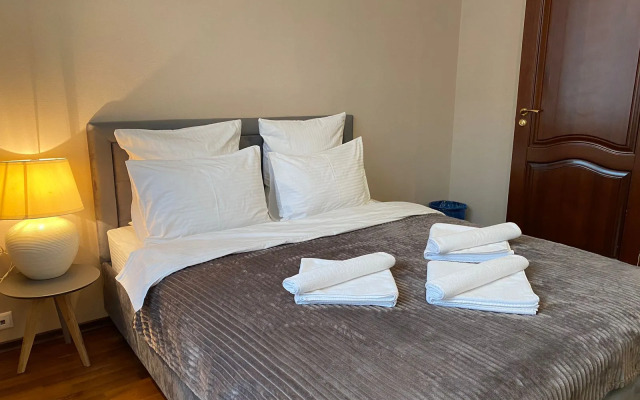 Апартаменты с видом на Мэрию и Тверскую площадь