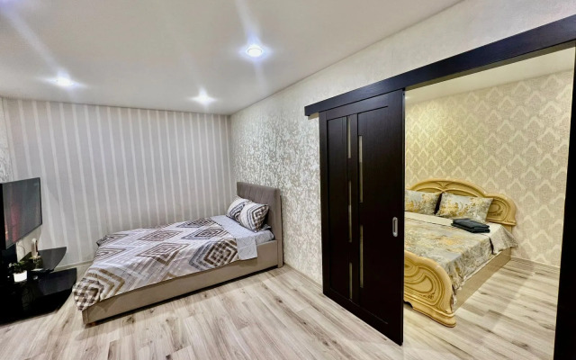 Квартира Двухкомнатная квартира у метро Варшавское