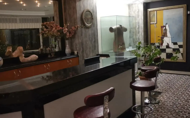 IRIS Hotel&Spa