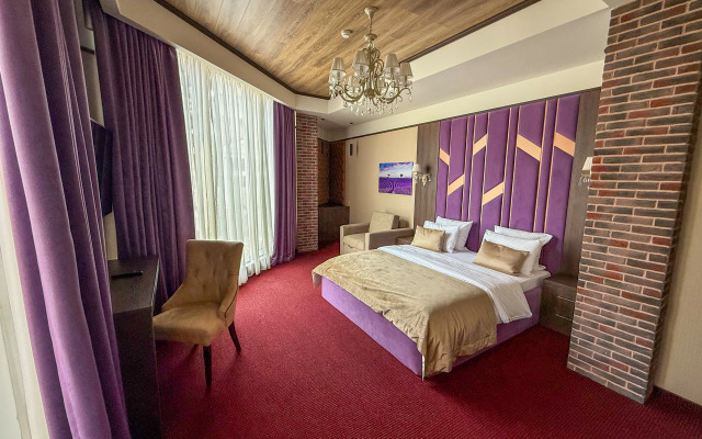 Vertex Hotel