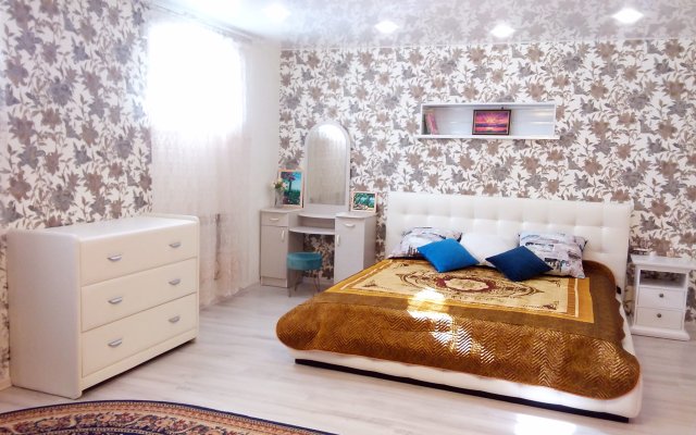 Svoi Lyudi Guest House